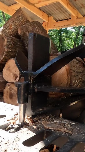 21K views · 182 reactions | Log splitter return cycle issue. #wood #fridayvibes #firewood #splittingwood #reverse #back40firewood #woodhound | Back 40 Firewood | Facebook