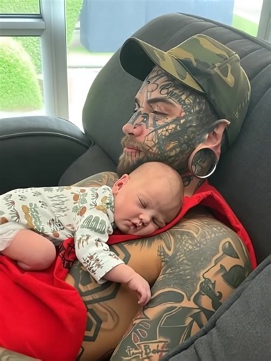 46K views · 151 reactions | “He removed his belly button and tattooed his face—now he wants it all gone.” Ethan Bramble is erasing the past for one powerful reason: his daughter ‍ See his transformation in the comments  | Just About Interesting | Facebook