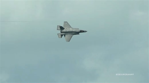 Smokey B-52 flyover that showed the power of a Cold War legend