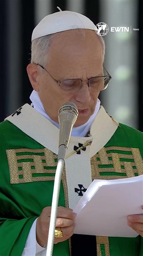 En la Santa Misa por el Jubileo de los Catequistas, el Papa León XIV dijo que los catequistas "no hacemos un adiestramiento, sino que ponemos en el corazón la palabra de vida". Además, recordó las palabras de San Agustín: «Explica cuanto expliques de modo que la persona a la que te diriges, al escucharte crea, creyendo espere y esperando ame». | EWTN Español