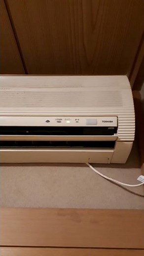 東芝エアコンの故障？タイマーと電源ランプが点滅してる！