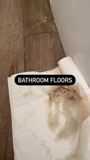 For more cleaning hacks, follow ⬇️ @vanesa_amaro_ • Before you mop your bathroom floors with an actual mop… think about this 🫠 • • #clean #mop #bathroom #trending | Vanesa Amaro