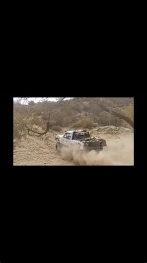 Outlaw Desert Racing on Reels
