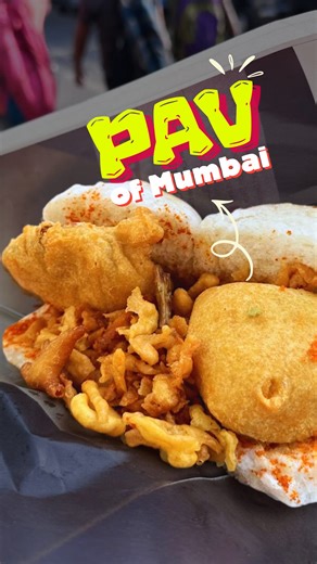 Kushagra Maheshwari on Instagram: "Mumbai mei jaha bhi jaaoge aapko har jagah Pav to mil hi jayenge and in this series I am trying every pav dish in Mumbai ❤️🤌🏻 Episode 3 - Rane Vada pav in Worli Location📍- XRV7+PVM, Khan Abdul Gaffar Khan Road, Siddharth Nagar, Worli, Mumbai, Maharashtra Timings - 4:30pm to 10:00pm [best vada pav in Mumbai , Best vada pav of mumbai , Mumbai vada pav , mumbai breakfast , worli , best vada pav in South Mumbai , Vada pav of South Bombay , hidden gem , Pav of Mu