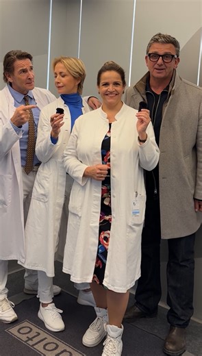 Könnte ein neues Jahr besser starten als mit einer ganz frischen Bergdoktor-Folge? Ab sofort im Streaming-Portal. Viel Spaß beim Schauen und Happy New Year! 🥳 | Der Bergdoktor