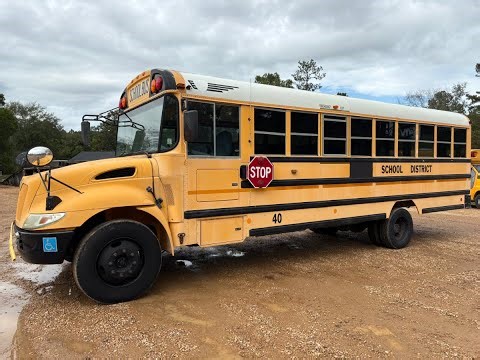 2007 International CE 16 Passenger School Bus w/ Handicap Lift (126,421 Miles)