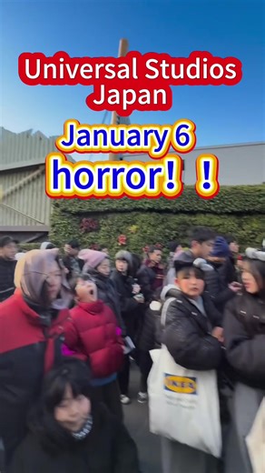 1.6📍The current state of Universal Studios Japan in Osaka is truly appalling 😭 It's impossible to squeeze in! Family members! My sincere advice! Don't rush to Universal Studios Japan in Osaka without doing your research beforehand, or you'll likely have a very disappointing experience! Listen to me, prepare your itinerary before you go! Or hire a private guide! They can adjust the route based on the situation, bypassing long lines for rides and allowing you to experience everything you want to