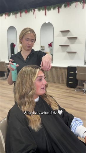 A 6hr color correction in a couple seconds. These tranformations are exhausting but well worth it! #hairtransformation #blonding #bronde #hairstylist