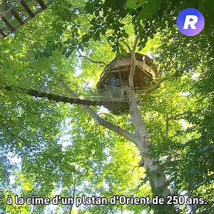 299K views · 5.6K reactions | Ce couple passe une nuit dans la plus haute cabane d’Europe, sans eau ni électricité ‍ | Real Life | Facebook