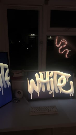 New pc looks so clean 🧼🙏 #tech #setup #cleansetup #cleanroom #cozysetup