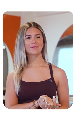 ATH on Instagram: "📲 Con ATH Business, ofreces a tus clientes la conveniencia de pagar con ATH Móvil. Vende dondequiera, recibe pagos al instante y obtén reportes automáticos. Todo con $0 de cuota mensual. ¡Regístrate ahora!"