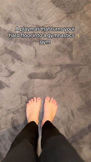 This Huloo Sleep memory foam playmat is soft enough for crawling, tumbling, and the occasional parent flop. Cushioned, supportive, and easy to live on during busy play days. #playmat #foamplaymat #babyplaymat #toddlerplay #parentlife