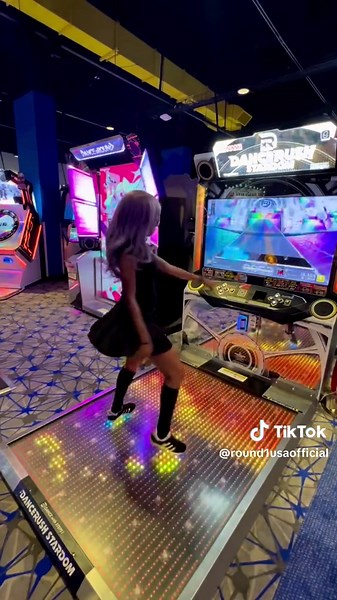 💃💯🤩 Make every move a high score moment! Live your best dance game life at your nearest Round1! ⭐