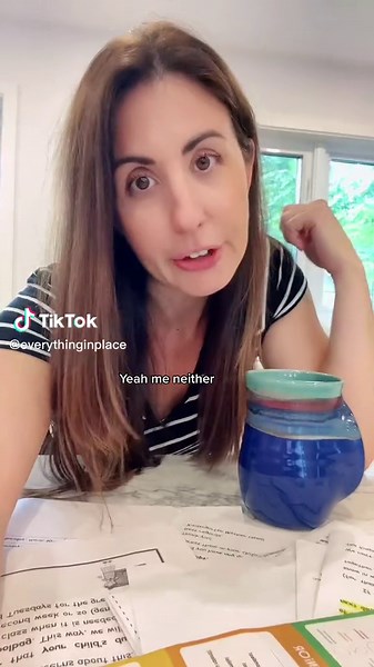 Organizing Your Paper Clutter with Removable Folders