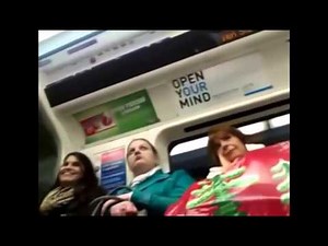 Caméra cachée : La braguette le décolleté des filles