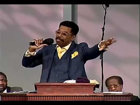 Bishop Darrell Hines Preaching at the 2016 COGIC Men's Conference!