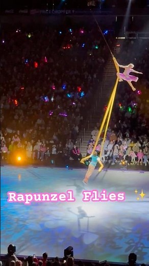 Rapunzel & Flynn Take Flight ✨ | Disney On Ice Tangled