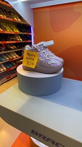 🚨Ahorra hasta 70% con nuestras promociones 🤩 Ven por el par favorito de toda la familia😎👟 Recuerda realizar tus compras en: 🛒 Tienda en línea: www.par2.sv 📲 WhatsApp: wa.me/50372752074 🛍️ Tiendas PAR2 *Envíos a todo el país por $4.50 USD *Restricciones aplican *Válido del 27 al 30 de noviembre *Promociones vigentes: Desde 40% en producto regular, 2x1 en estilos seleccionados y desde 1x$5.00 en estilos seleccionados. | Par2 El Salvador