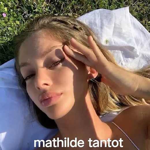 mathilde tantot| model and social media influencer| FVB