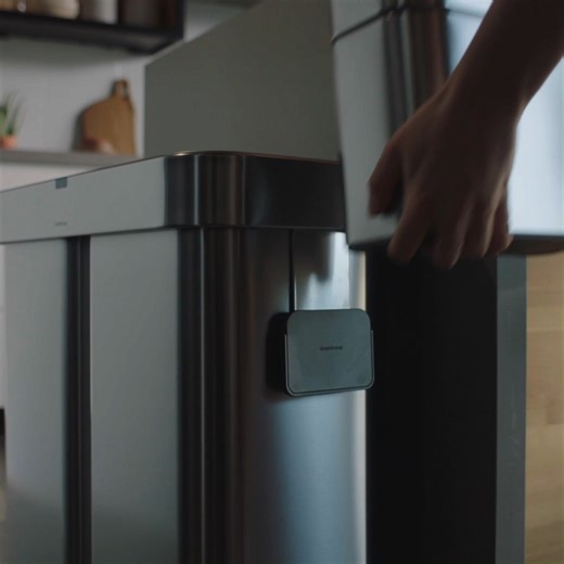 🗑👨🏻‍🍳As your kitchen chaos is about to unfold for Lunar New Year, arm yourself with Simplehuman's tools. Their tools redefine efficiency and simplicity. From automatic sensor pumps to eco-friendly compost caddies, they've got you covered. Experience a clutter-free Lunar New Year at Household Department, B1. Also available online at: https://bit.ly/simplehuman-products [TAKASHIMAYA CARDHOLDERS EXCLUSIVE] Enjoy an additional 10% OFF and up to 6% voucher rebates storewide when you shop in-store