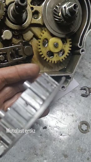 Debriyaj yağlama ( clutch oil lubrication) #kesfet #kesfetteyiz #yamaha #ybr #esd #debriyaj #clutch #oil #lubrication #yaglama | Motofast Ertkz