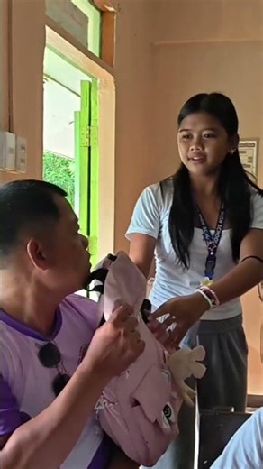 hawakan mo bag ko😂🤣 #funnyshorts