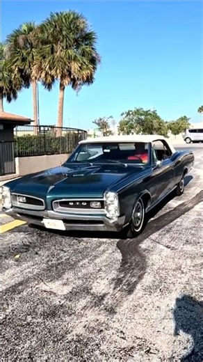 Pontiac GTO at Hooters Car Show. #cars #pontiac #gto #carshow #shorts