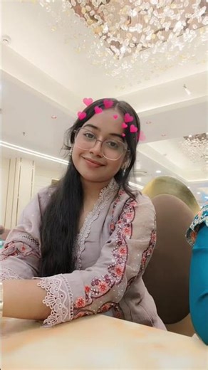 What I eat at mehndi function Epi-14 #whatsinmyplate #whatieatinaday #minivlog #mehndi #food #new