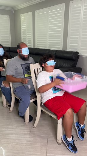 Pass the Slime Challenge #slime #slimegame #familygamesnight #challenge #fyp #foryou