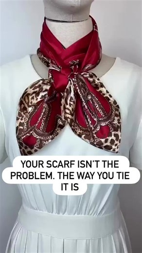 Your Scarf Isn’t the Problem. The Way You Tie It Is. Most women wrap a scarf around the neck and it just adds bulk. Try this trick instead Why it works: • Frames your face • Instantly looks more intentional and chic 💡 Save this for your next outfit and follow for more practical tips 📩 Want to know which scarf styles flatter your body shape best? DM SCARF and I’ll send you my expert scarf guide