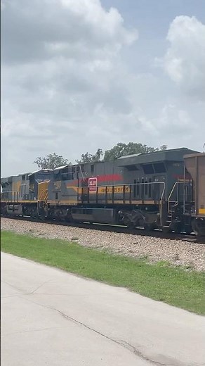 2 Heritage Units on one train?!? CSX 1850 & 1972 rear DPU on E040