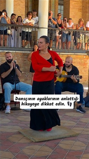 SEVİLLA PLAZA DE ESPANA'DA FLAMENKO