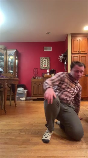 Rihanna's Disturbia Dance | Choreography & Moves