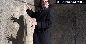 Sign-Language Interpreter for Mayor de Blasio Is a Web Hit