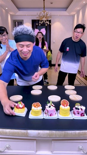 Matching challenge is fun! It’s very exciting! #funny #partygame #familygame