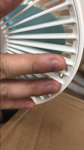How to take out the fan cover and close it properly