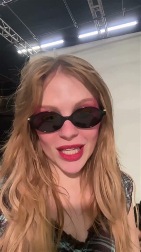 Dia 11/04 estarei ao vivo no Coachella pelo YouTube! Use o filtro de BRUTAL PARAÍSO no Shorts!