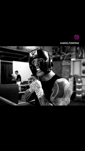 On the road to conquer it all🥊#proboxer #fyp #boxing #boxeo