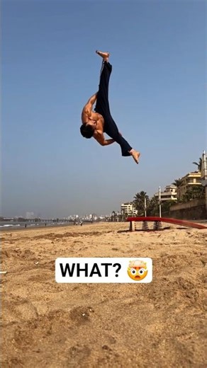 Tiger Shroff Stunts At Mumbai Beach #Shorts