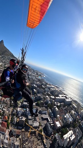 54 reactions · 4 comments | #paragliding in Kapstadt vom Signal Hill #kapstadt #südafrika #africa #urlaub | Patrick Menzel | Facebook