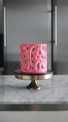 Tortik Annushka on Instagram: "Peach cake 🍑 Cake covered with 11 layers of ganache"