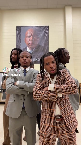 Celebrating Suit Day at Spelhouse