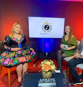 ¡Un honor compartir mi historia! 🎤🌟 Deysi Santos La Reina Bella Del Amor Perú, en Maestros de la Música, programa de APDAYC. Evelyn y Agustín, gracias por la oportunidad, de compartir un poco de mi carrera musical como cantautora y artista y este sábado 5 de julio estamos de fiesta celebramos mi primer aniversario, en los portales del Huayllabamba los Olivos, Lima norte 🎵💖 Es una oportunidad para autores y compositores peruanos, consagrados, intérpretes, cantantes, músicos, damas de la músic