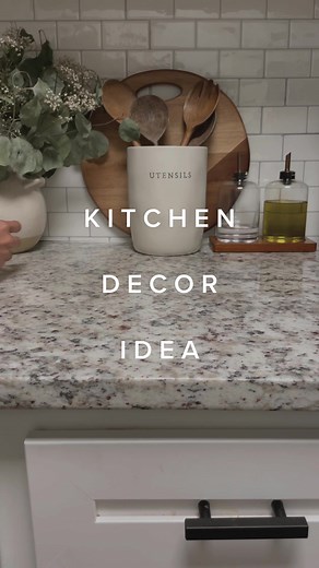 How to style and layer your kitchen counters ✨ #homedecorideas #homekitchen #kitchenorganization #homekitchen #kitcheninspo #homeinspo
