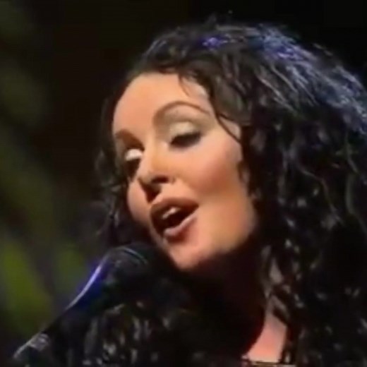 Sarah Brightman Performs 'Time to Say Goodbye' on Late Late Show