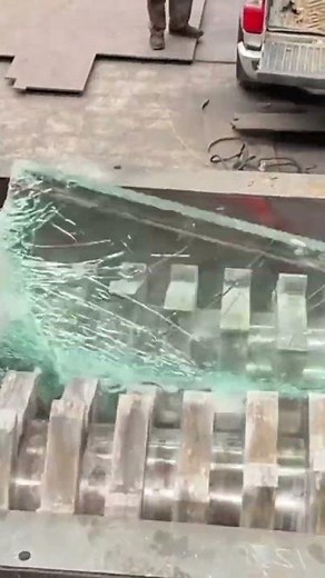 process grinding used glass plates on a strong, automatic and sophisticated steel grinding machine.