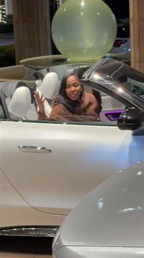 Ion kno what’s been going on but i been in the studio 😍 | Kash Doll