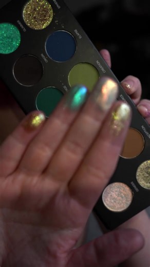 A simple, olive-core look with the upcoming Nascent Palette from Starborn Cosmetics! I've been in a real low-key mode for the past six weeks or so, and so this look ended up being really simple, but I'm still here for it. I can't beat y'all over the head with 1800 colors every time, now can I? (I totally can, have, and will continue to do so. But sometimes a girl needs a break XD) /**PRODUCTS**/ Nascent Palette from @starborncosmetics (Received in PR)