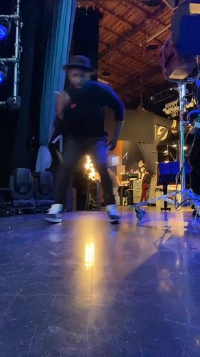 #pimpwalkchallenge #dance #youtry