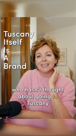17K views · 204 reactions | Tuscany is a beautiful place. Comment “MAP33” for our 7 Key Decisions for Moving to Italy guide. If you’ve ever wondered how to move to Italy, or if life in Italy could be right for you, we’ve got tips, insights, and personal stories that might just inspire you to take the plunge. Join A New Life in Italy today - Links in the Bio #ItalianDreamHomes #LivingLaDolceVita #ItalyRealEstate #BuyInItaly | Smart Move Italy | Facebook